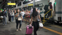 KAI Daop 4 Semarang Siapkan KA Tambahan dan Ribuan Tempat Duduk Selama Libur Panjang.