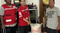 KSR USM Distribusi Bantuan Banjir di Demak