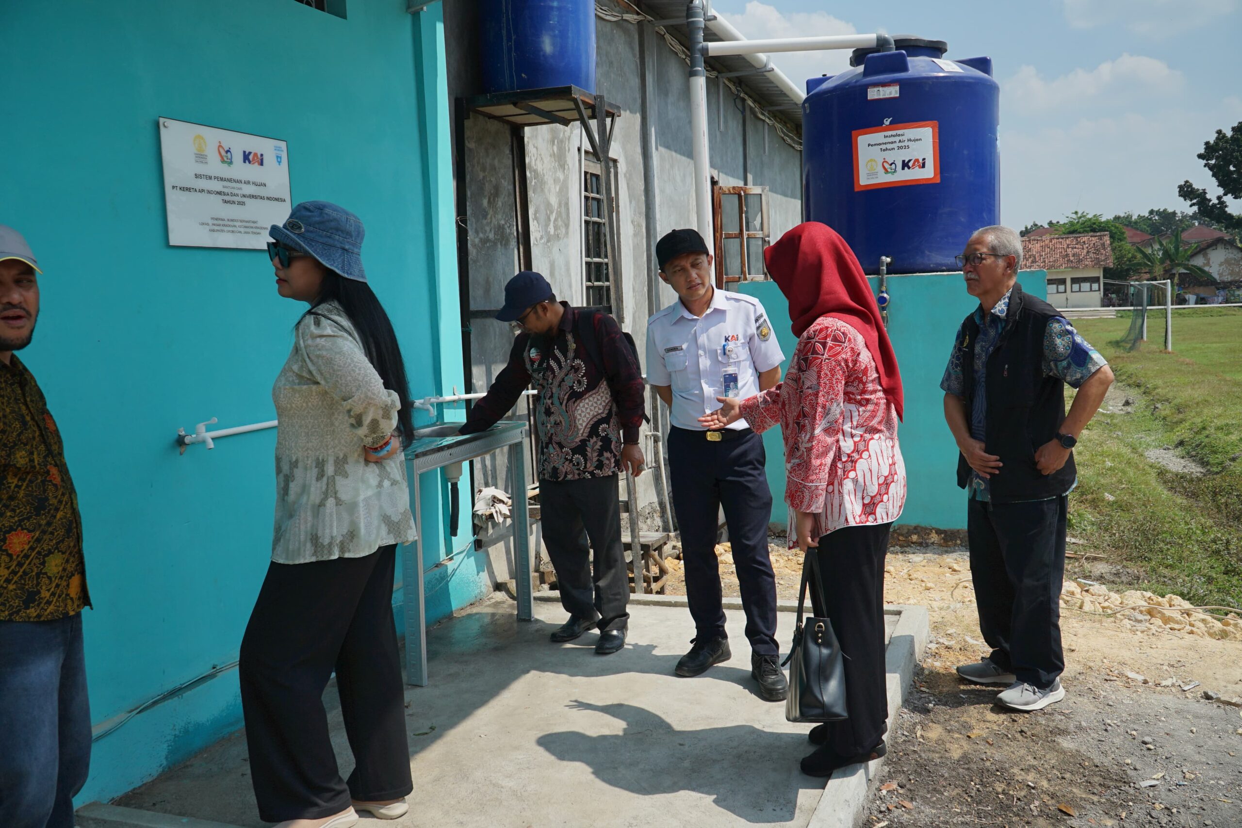 KAI Berikan Bantuan Teknologi Air Bersih bagi Masyarakat Kradenan dan Toroh