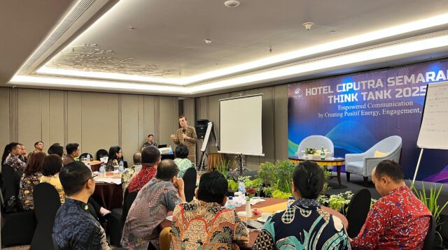 Kegiatan Think Tank 2025 dengan mengusung tema “Empowered Communication by Creating Positive Energy, Engagement, Result”. (dok Hotel Ciputra Semarang)