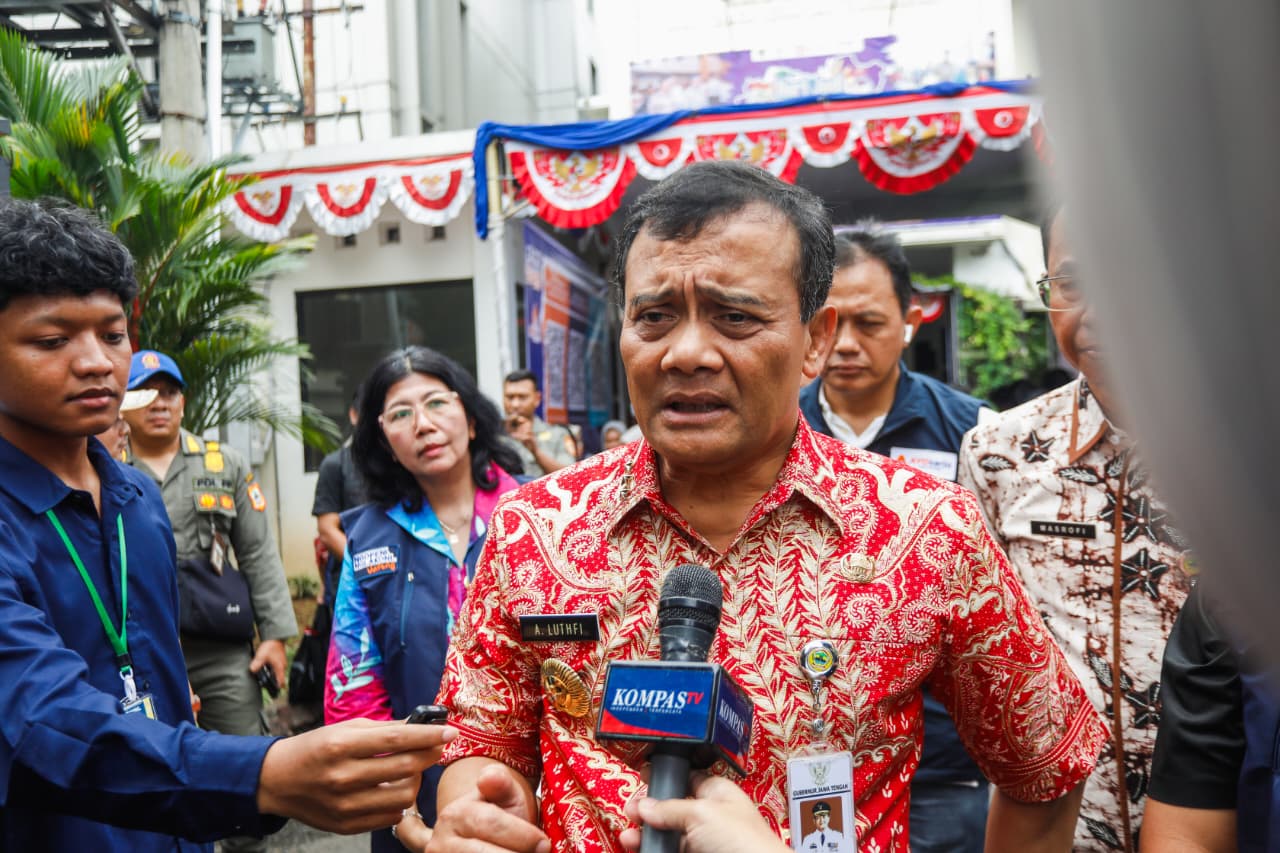 Ada Warga Terima Bansos Belasan Tahun, Gubernur Ahmad Luthfi Evaluasi Pola Bantuan