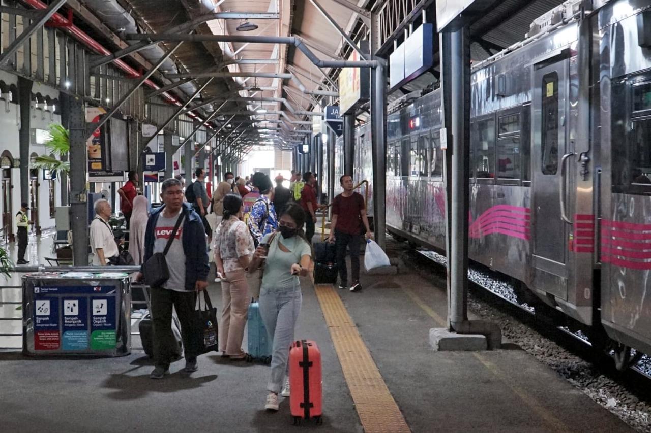 KAI Daop 4 Semarang Berangkatkan Setengah Juta Lebih Penumpang KA pada Agustus 2025
