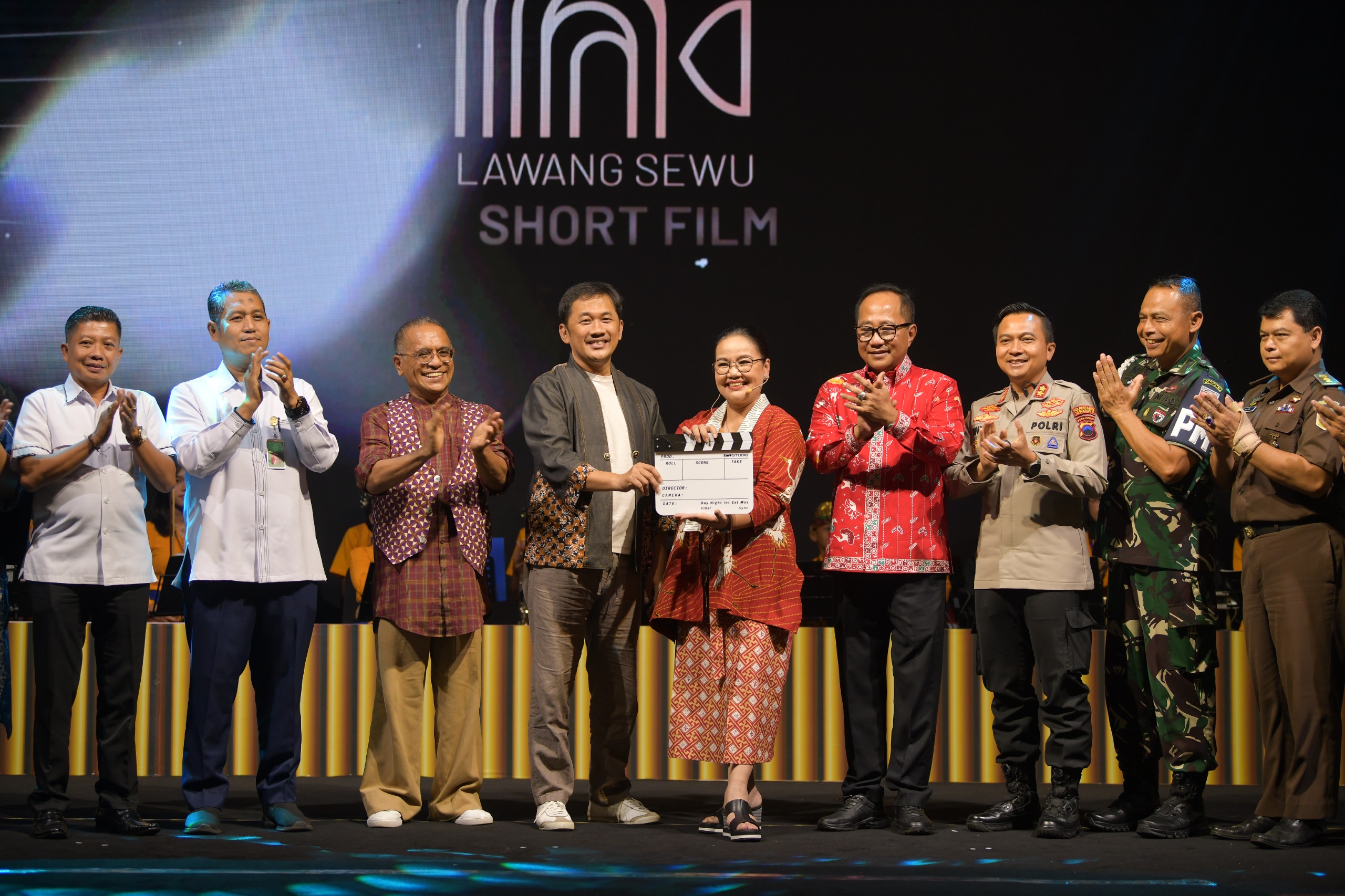 Wali Kota Semarang Agustina Wilujeng saat meluncurkan Lawang Sewu Short Film Festival 2025 di Gedung Ki Narto Sabdo, Senin (15/9/2025). (dok Pemkot Semarang)