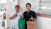 Kegiatan donor darah dalam memperingati HUT ke-26 Alfamart di Semarang. (dok Alfamart)
