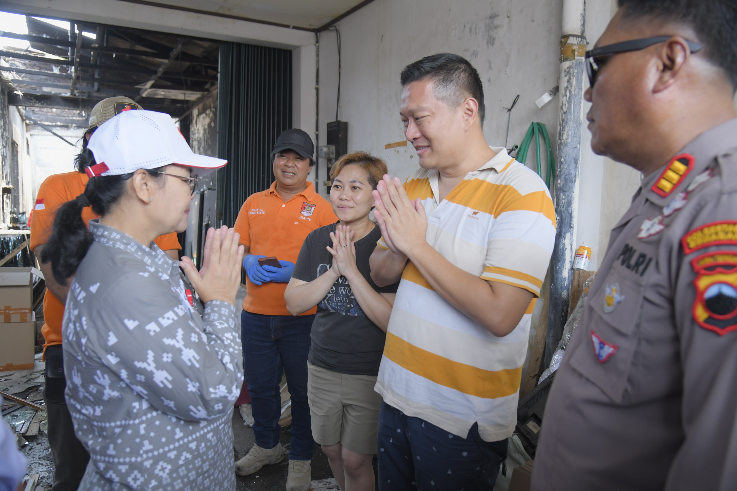 Wali Kota Semarang Agustina Wilujeng mengunjungi langsung lokasi kebakaran yang terjadi di Sendangguwo dan Palebon. (dok Pemkot Semarang)