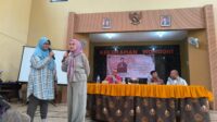 anggota Komisi E DPRD Jawa Tengah Krisseptiana dalam FGD Peningkatan Kualitas Pengawasan Perda di Kelurahan Wonodri. (dok Istimewa)