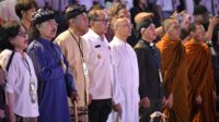 Wakil Wali kota Semarang, Iswar Aminuddin saat menghadiri Konser Kebangsaan Lintas Agama dan Kepercayaan bertajuk "Senandung Harmoni Membangun Negeri" digelar meriah pada Rabu (1/10/2025) di Holy Stadium Semarang. (dok Pemkot Semarang)