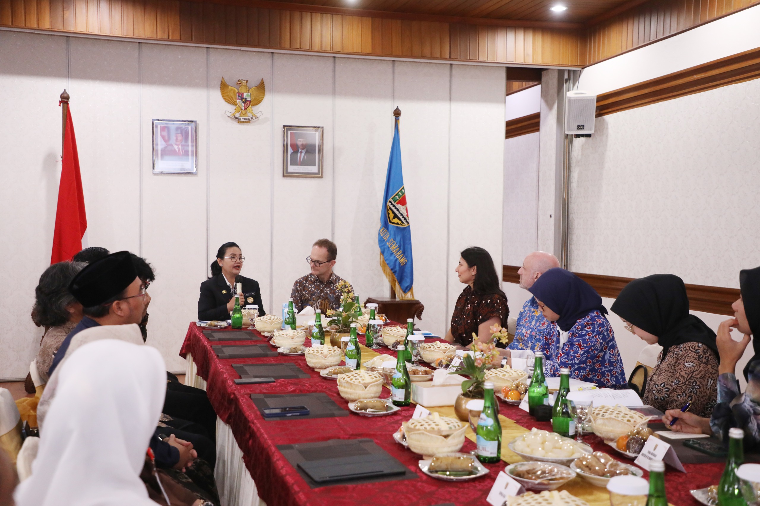 Terima Kunjungan Dubes Inggris, Agustina Wilujeng Buka Peluang Kerja Sama Ekonomi Kreatif dan Teknologi Lingkungan