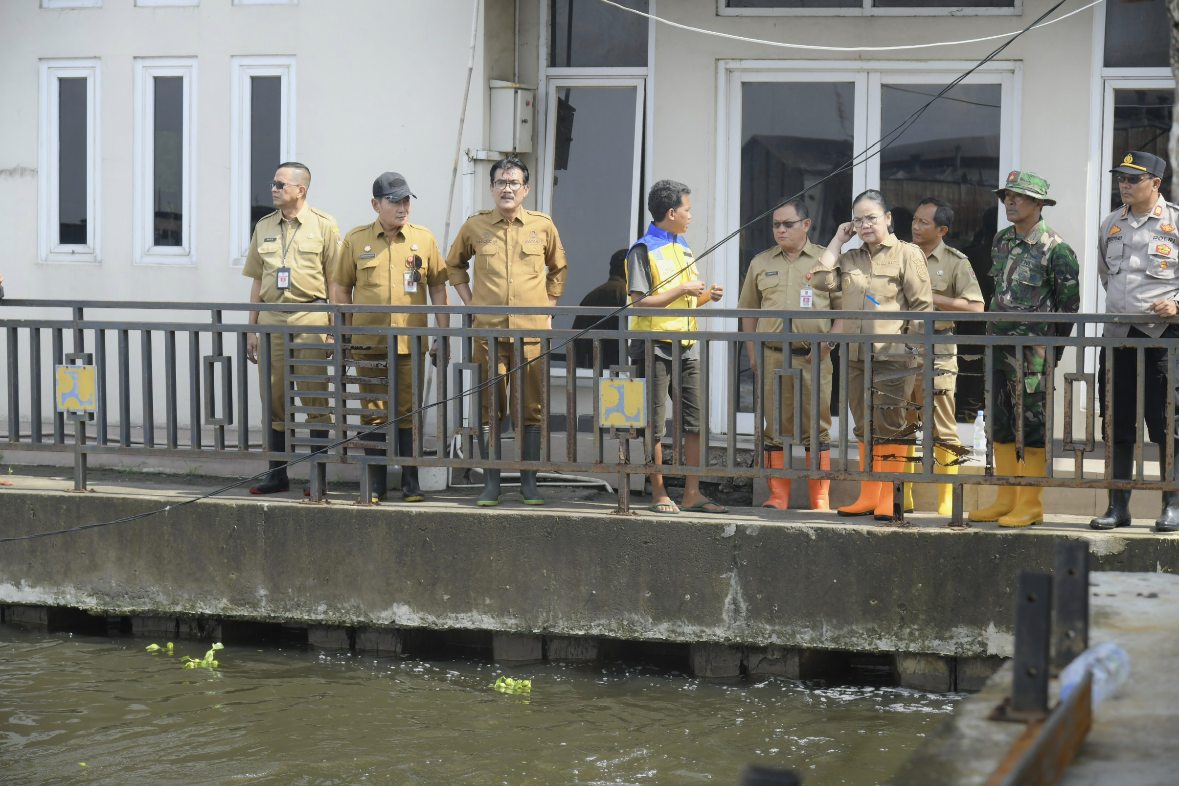 Pemkot Semarang Tambah Pompa 1.000 Liter per Detik untuk Percepat Surutnya Banjir