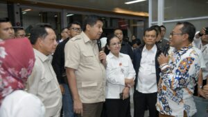 Dua menteri puji Mall Pelayanan Publik (MPP) Kota Semarang karena layanan cepat, ramah, dan bebas pungli saat kunjungan kerja, Rabu (5/11).