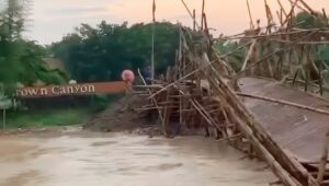 Jembatan Darurat di Meteseh Hanyut, Pemkot Semarang Tunggu Kajian