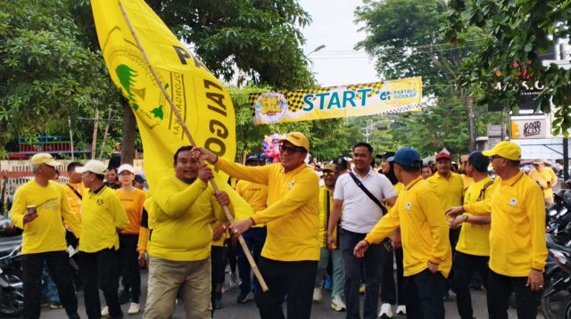 Yellow Fun Walk Golkar Jateng, Ratusan Warga Semarang Kampanyekan Hidup Sehat