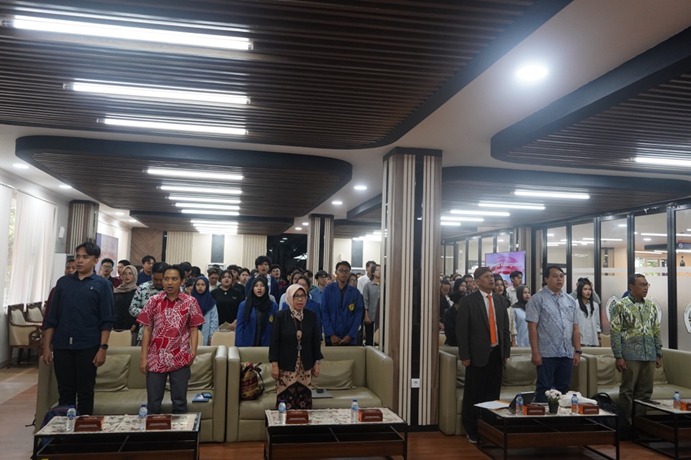 Ruang Sipil dan Demokrasi Jadi Fokus Diskusi Publik FISIP Undip