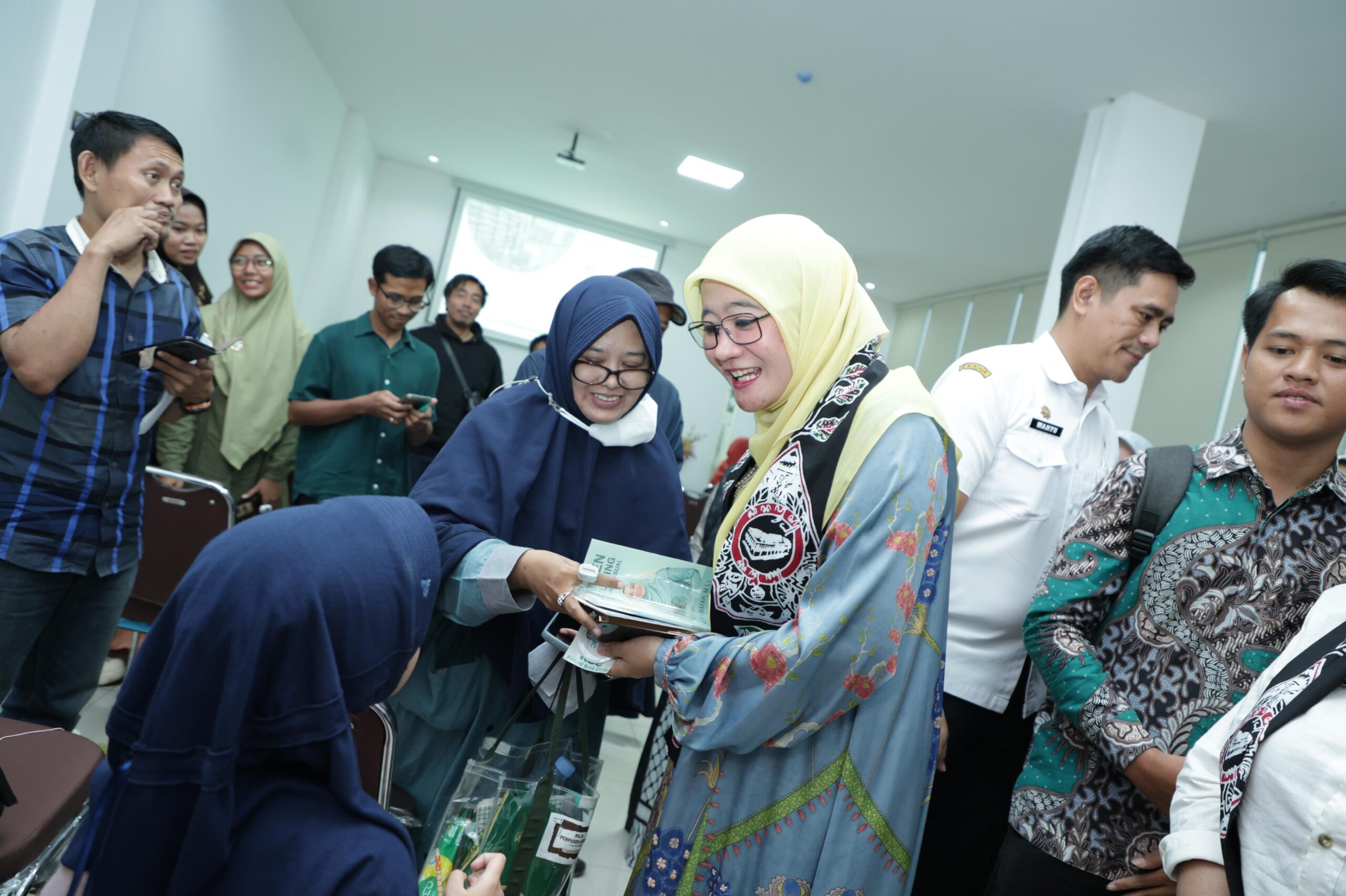 Tingkatkan Budaya Gemar Membaca, Nawal Yasin Gandeng Komunitas dan Pegiat Literasi Tingkatkan Budaya Gemar Membaca, Nawal Yasin Gandeng Komunitas dan Pegiat Literasi