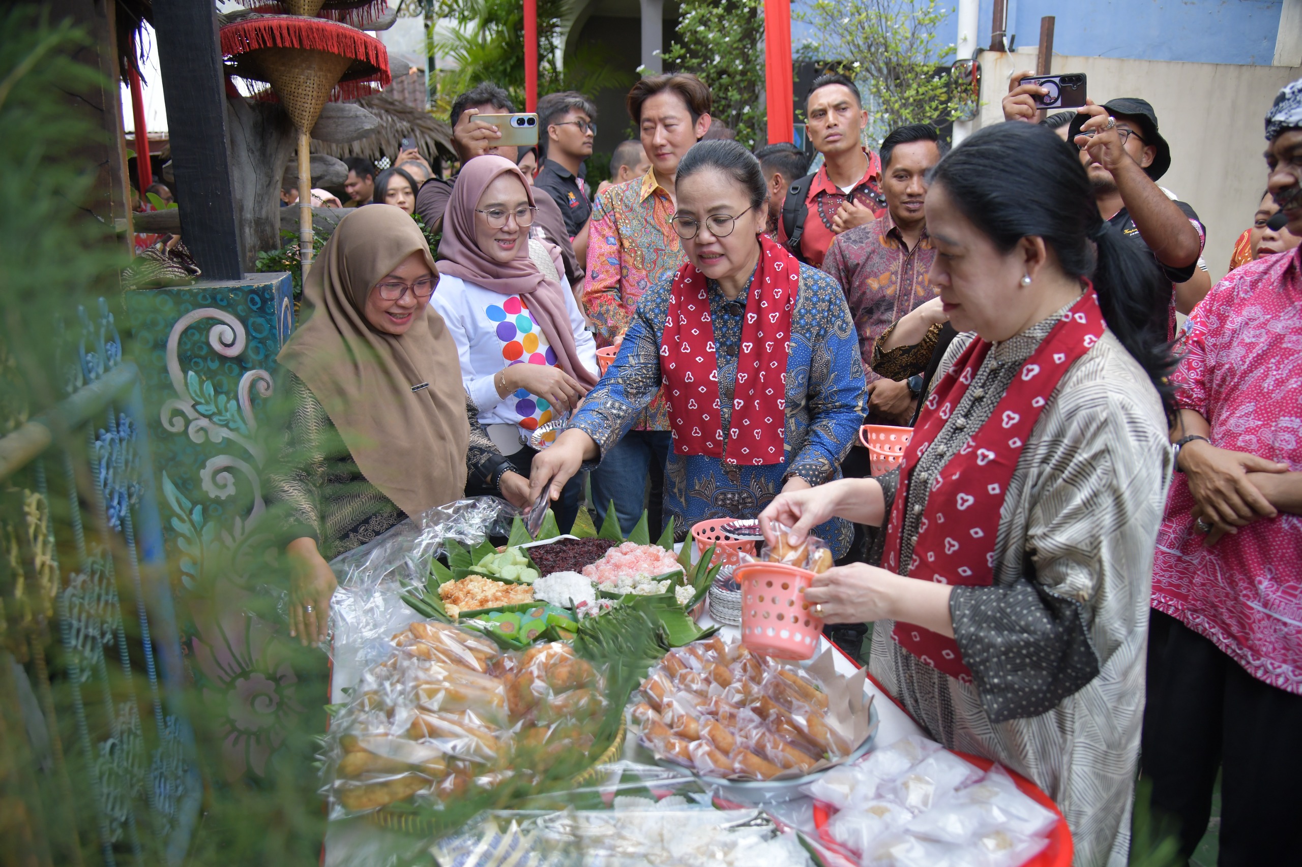 Wali Kota Agustina Luncurkan Kompetisi Promosi Kampoeng Djadhoel, Puan Maharani Beri Dukungan