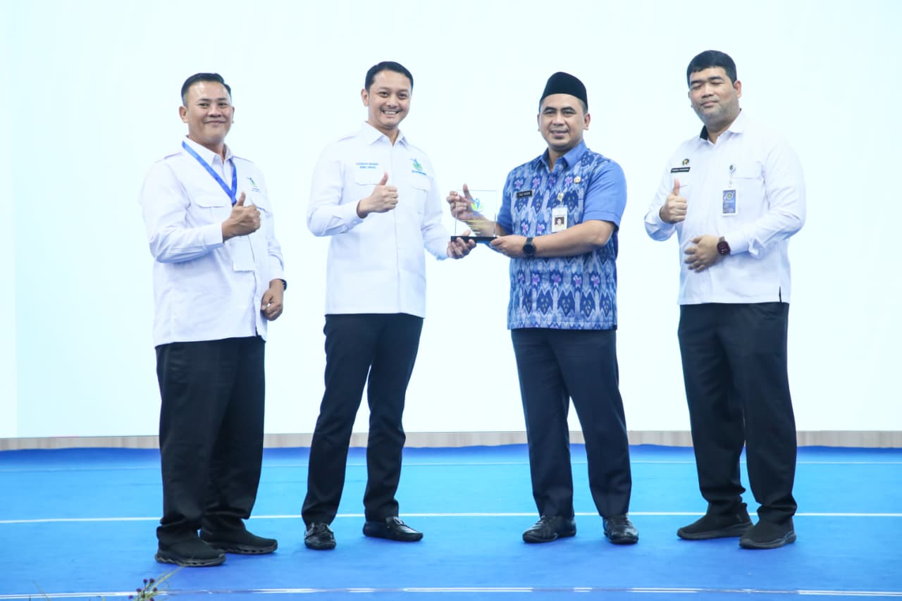 Pengurus Gapembi Jateng Dilantik, Taj Yasin: Pengawasan Dapur Makan Bergizi Gratis Lebih Mudah