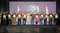 Berdedikasi dan Menginspirasi, 33 ASN di Jateng Raih Abdi Nagari Award Berdedikasi dan Menginspirasi, 33 ASN di Jateng Raih Abdi Nagari Award