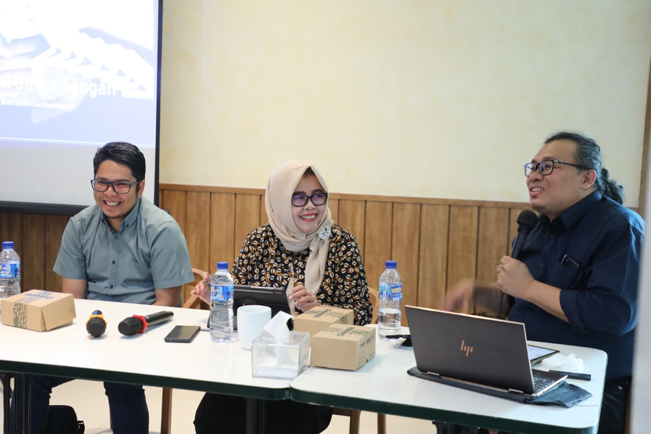 Ekonomi dan Investasi Jateng 2025 Melesat, Guru Besar Undip Apresiasi Kinerja Ahmad Luthfi