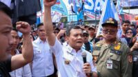 Usai Umumkan UMP dan UMK, Gubernur Ahmad Luthfi Temui Demo Buruh