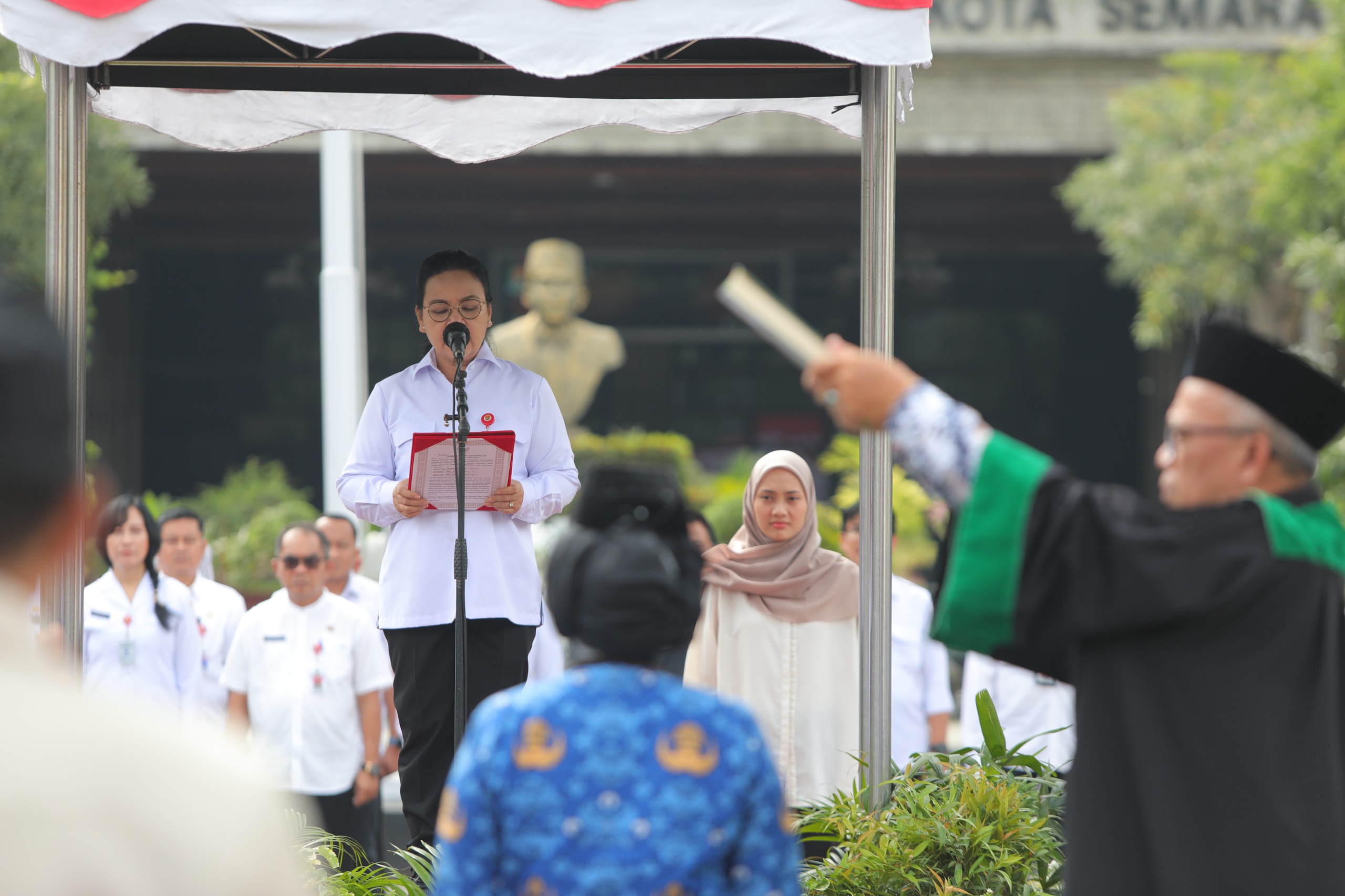 Terbanyak, Wali kota Agustina Angkat 2.354 PPPK Paruh Waktu, Perkuat Layanan Publik Kota Semarang Terbanyak, Wali kota Agustina Angkat 2.354 PPPK Paruh Waktu, Perkuat Layanan Publik Kota Semarang