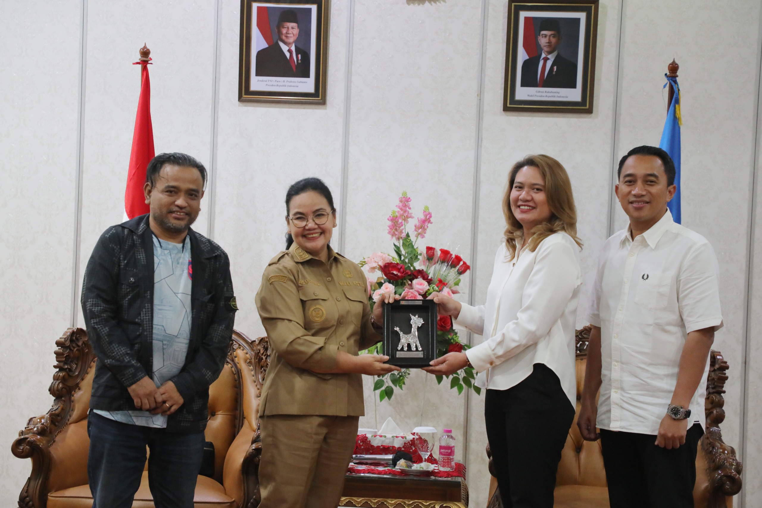 Wali Kota Semarang, Agustina Wilujeng Dukung Penuh Manajemen Baru PSIS Wali Kota Semarang, Agustina Wilujeng Dukung Penuh Manajemen Baru PSIS