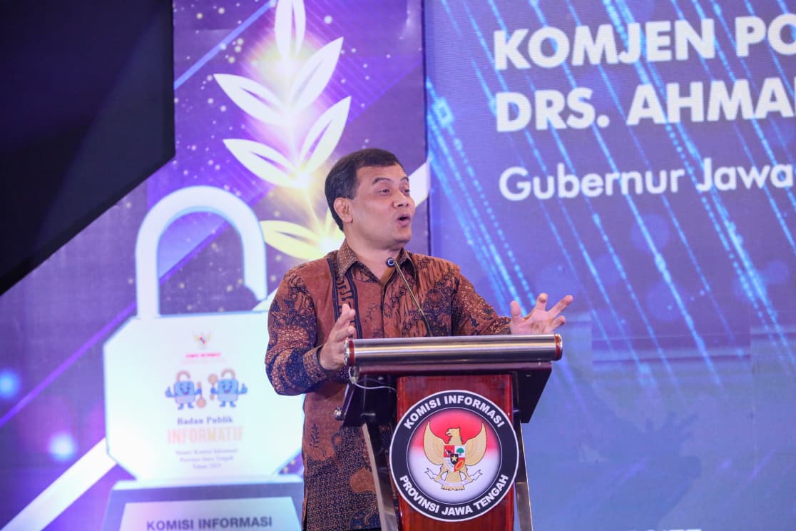 Gubernur Ahmad Luthfi Mantapkan Komitmen Keterbukaan Informasi Publik Gubernur Ahmad Luthfi Mantapkan Komitmen Keterbukaan Informasi Publik