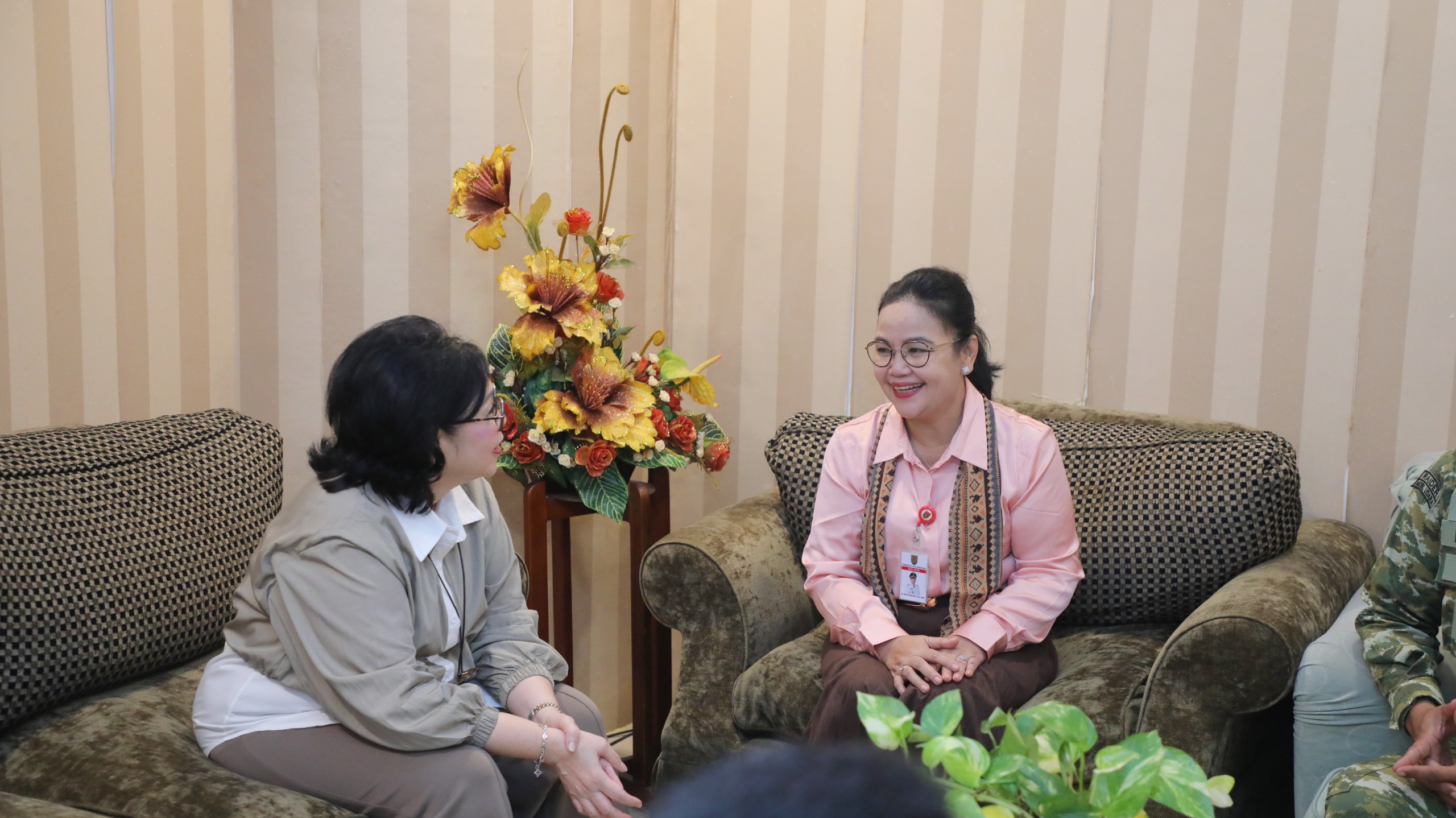 Sambangi Tokoh Nasrani Jelang Natal, Wali kota Agustina Wilujeng Ingin Perkuat Soliditas Antar Umat Beragama