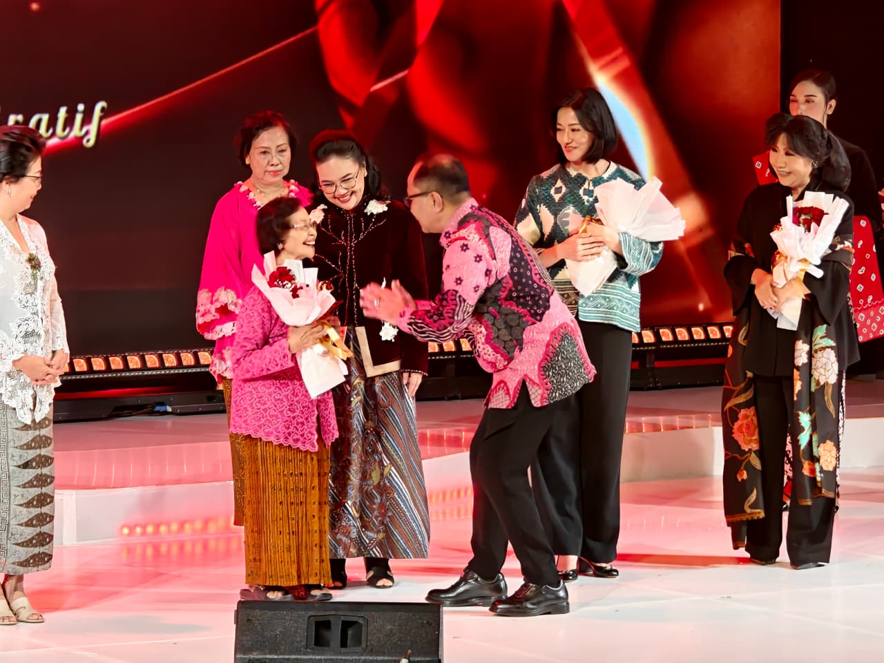 Apresiasi Ketangguhan Perempuan, Wali Kota Semarang, Agustina Wilujeng Gelar Anugerah Wanita Puspakarya