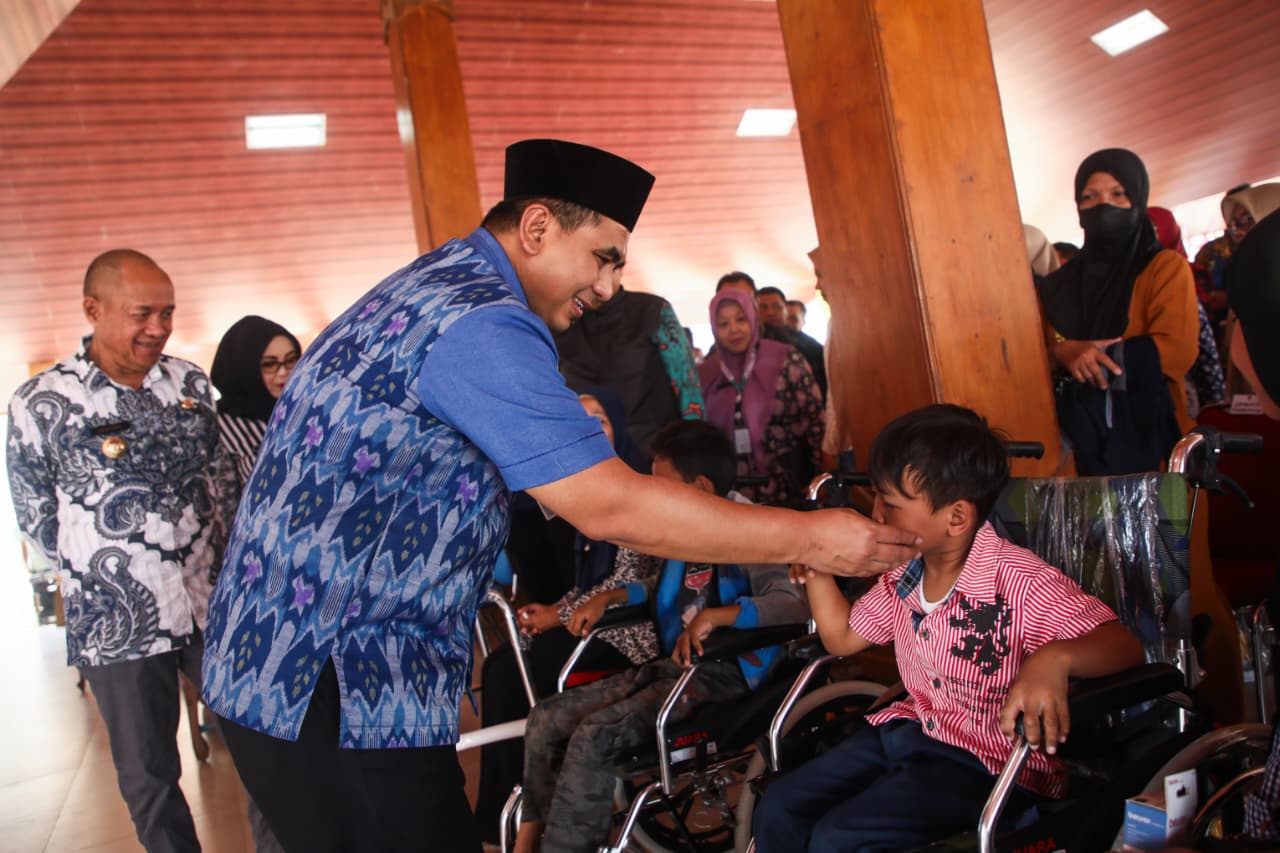 Komitmen Berikan Layanan Kesejahteraan Sosial, Wagub Jateng Resmikan Rumah Singgah Rehabilitasi Sosial PGOT Komitmen Berikan Layanan Kesejahteraan Sosial, Wagub Jateng Resmikan Rumah Singgah Rehabilitasi Sosial PGOT