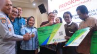 Ngatimah Rasakan Manfaat Program ASN Peduli Pekerja Rentan Pemerintah Kota Semarang Ngatimah Rasakan Manfaat Program ASN Peduli Pekerja Rentan Pemerintah Kota Semarang