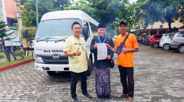 Bus Sekolah Bantuan Kemenhub akan Beroperasi di Wilayah Sulang – Gunem