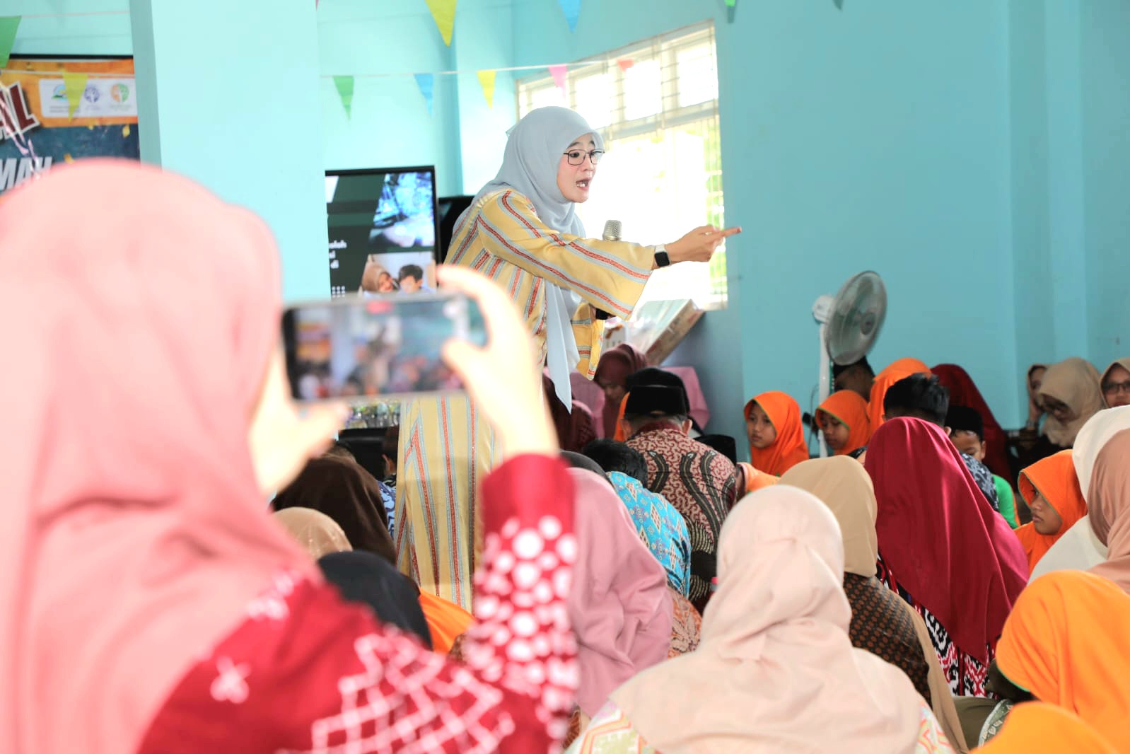 Bunda PAUD Jateng Berbagi Tips Didik Anak di Era Digital : Empati, Komunikasi dan Rohani