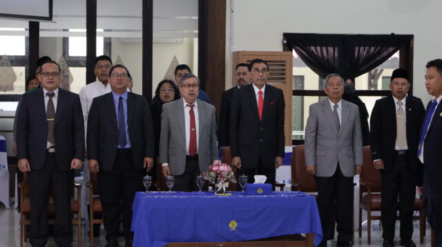 Universitas Semarang Lantik 99 Pejabat Struktural Akademik Periode 2026–2029