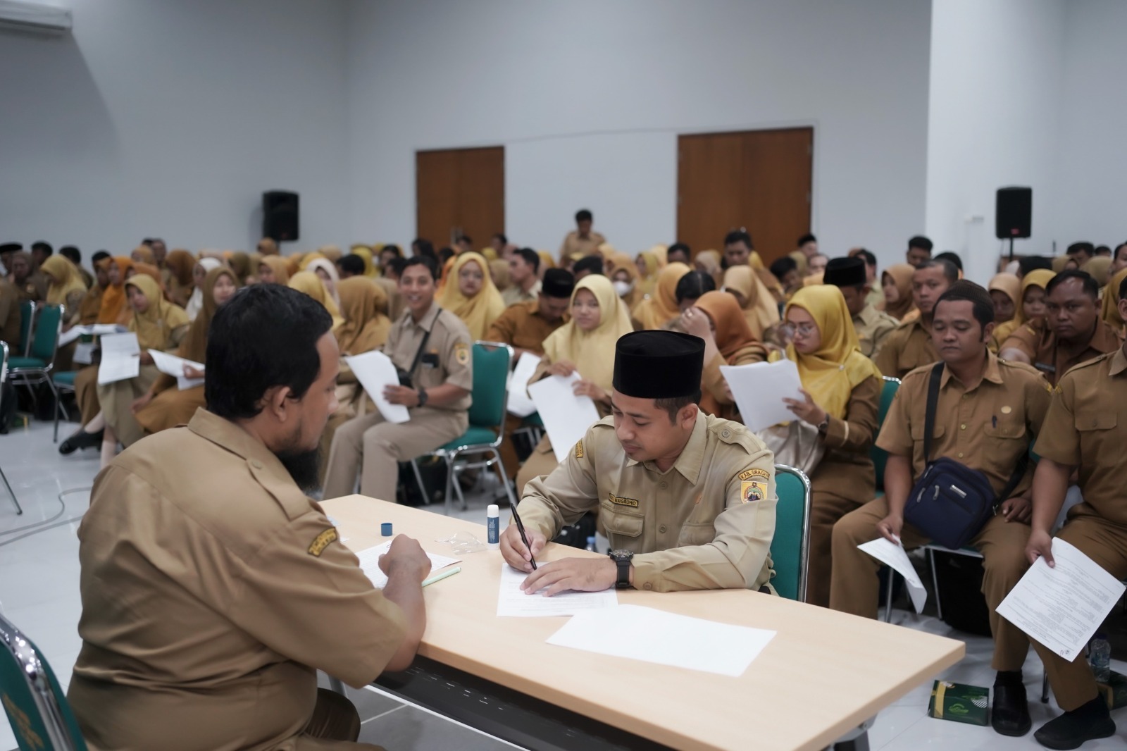 2.130 PPPK Paruh Waktu Sragen Teken Perjanjian Kerja