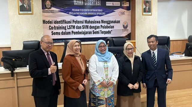 Sri Handayani Dosen FTIK USM Raih Gelar Doktor