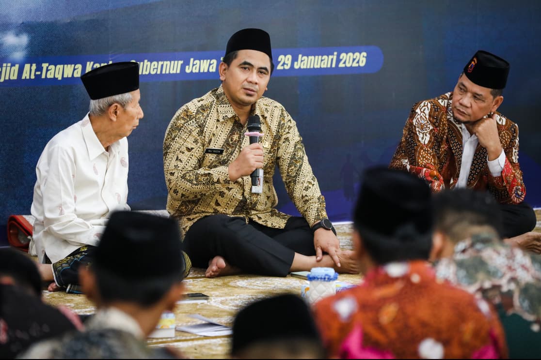 Gus Yasin Soroti Fasilitas Pengungsian Bencana di Pekalongan