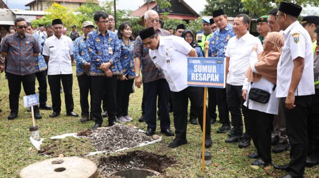 Pemprov Jateng Gandeng Swasta Perluas Gerakan Sumur Resapan Murah di Kudus