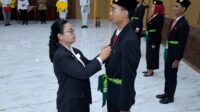 Wali Kota Semarang, Agustina Wilujeng melantik 42 anggota Purna Paskibraka menjadi Duta Pancasila Paskibraka Indonesia (DPPI) Kota Semarang di Ruang Lokakrida, Gedung Balaikota, Rabu (11/2/2026).