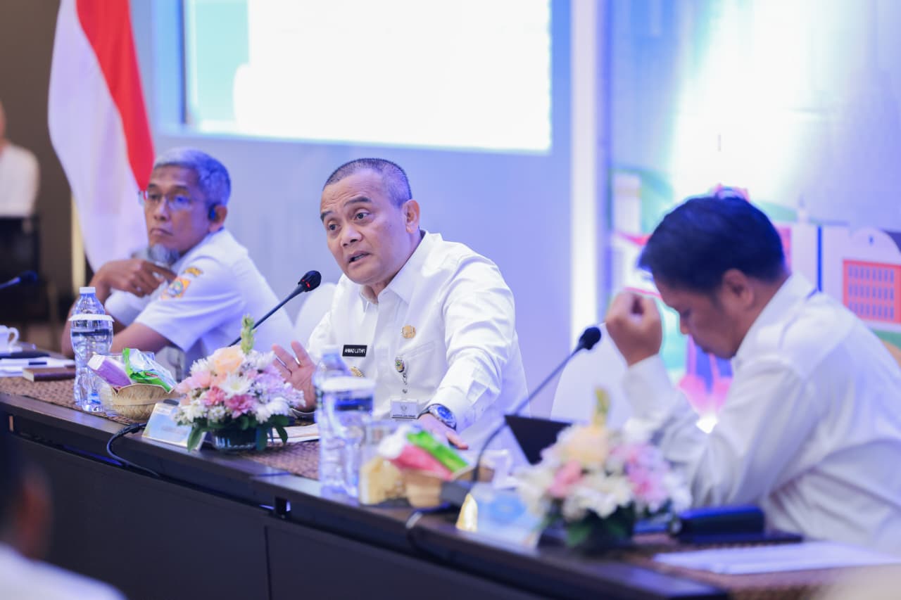 KEK dan Kawasan Industri Jateng Jadi Magnet Investasi, Realisasi Capai Rp88,5 Triliun