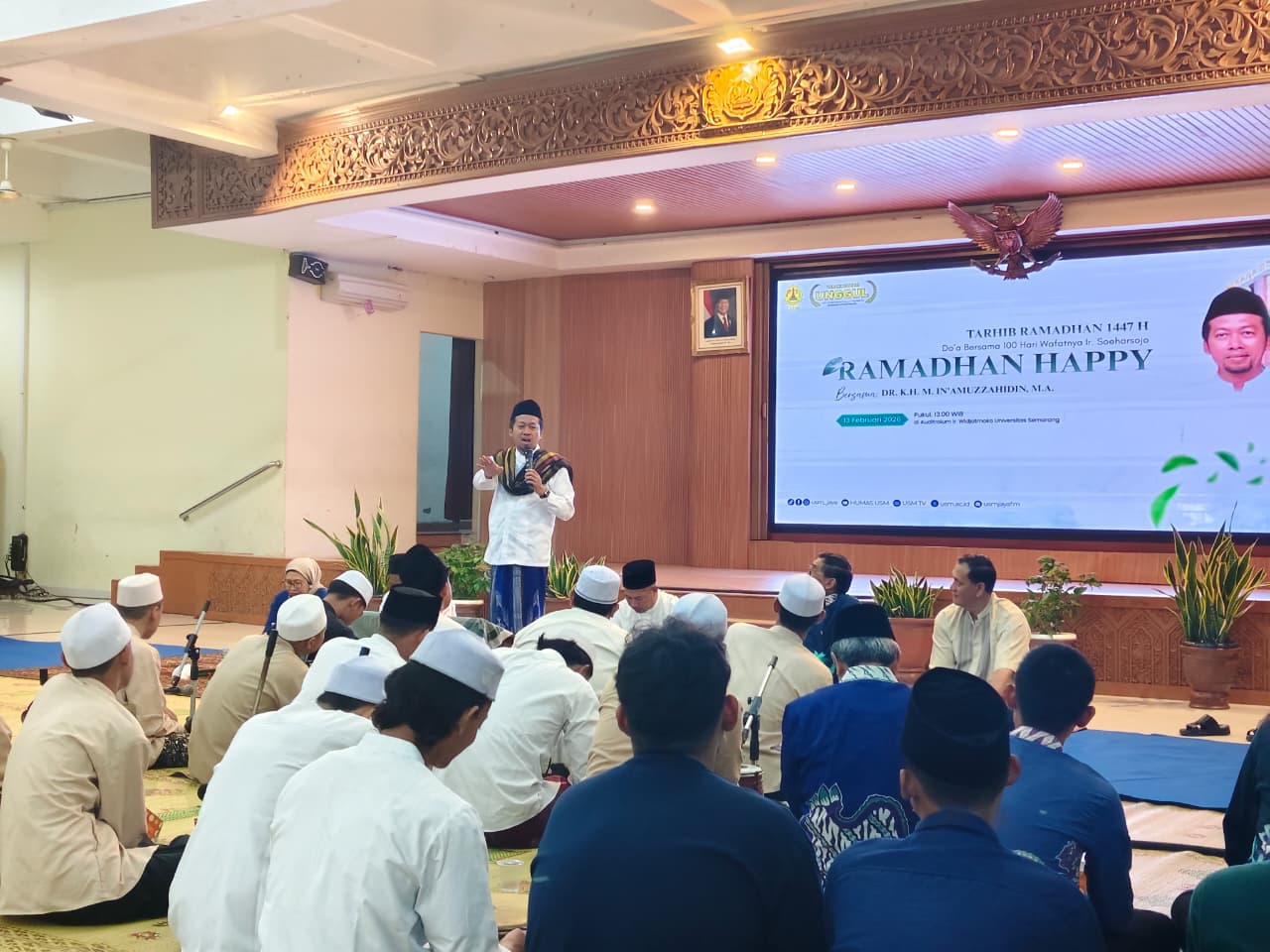 USM gelar Tarhib Ramadan 1447 H, Gus In’am tekankan makna puasa dan bagikan mushaf Alqur’an gratis bagi sivitas akademika. USM gelar Tarhib Ramadan 1447 H, Gus In’am tekankan makna puasa dan bagikan mushaf Alqur’an gratis bagi sivitas akademika.