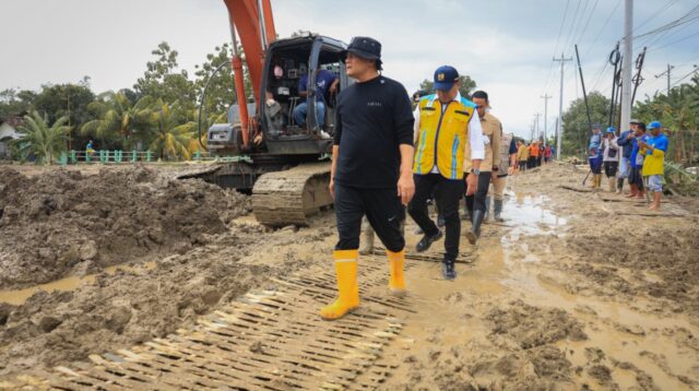Jalur Grobogan–Semarang Putus, Ahmad Luthfi Perintahkan Percepatan Pemasangan Jembatan Armco