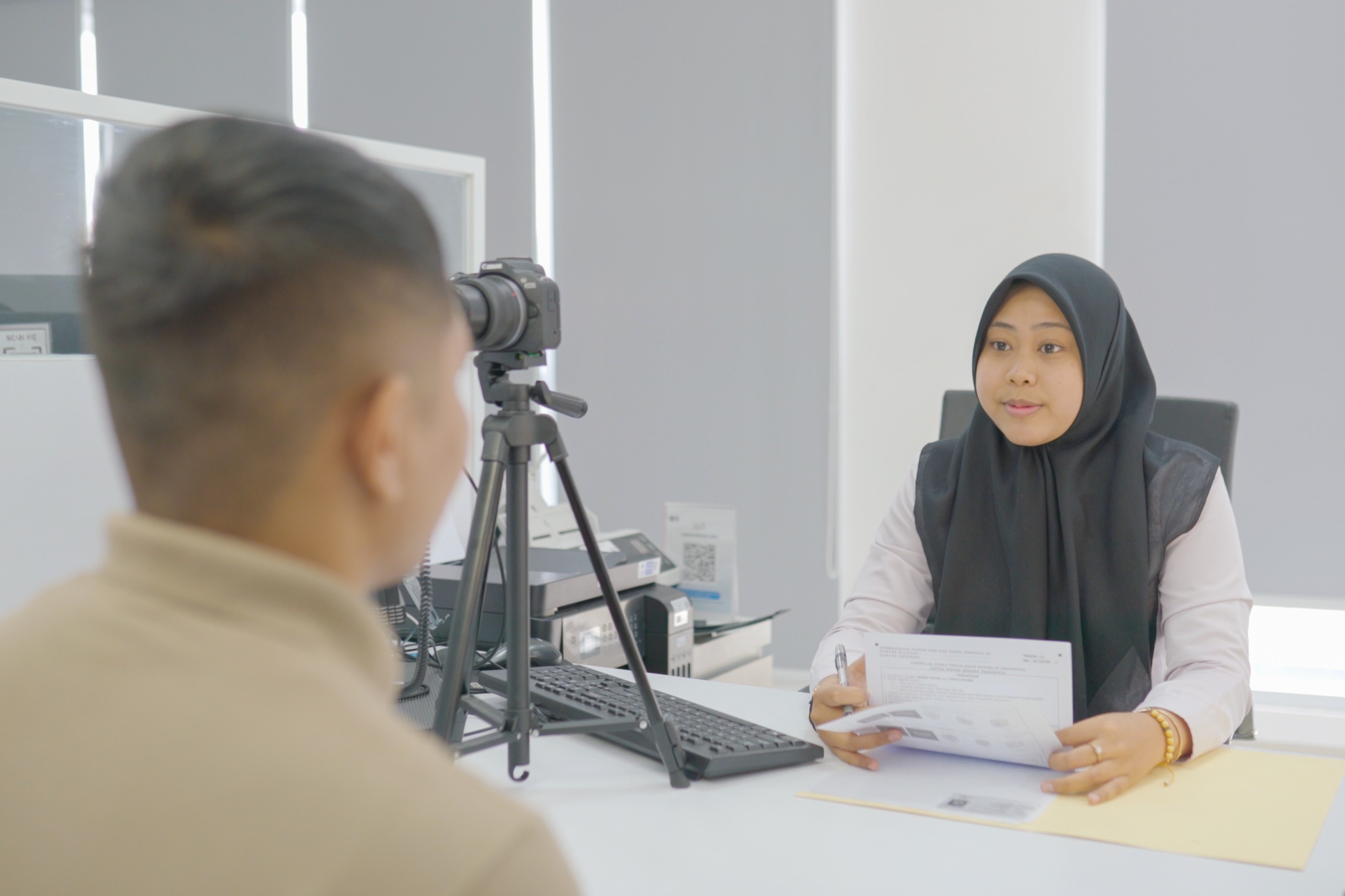 Layanan keimigrasian