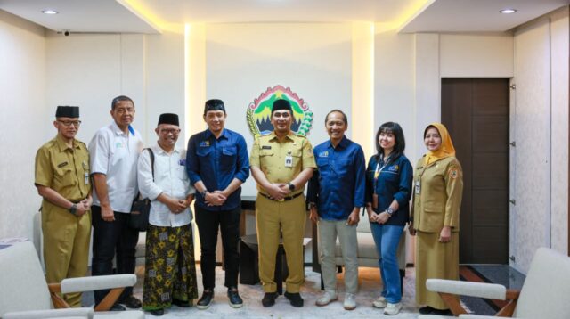 Taj Yasin Dorong Santri Kuasai Keterampilan Menulis untuk Tangkal Hoaks di Era Digital