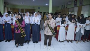 Agustina–Iswar Perluas Akses Pendidikan, SPP Tertunggak Dibayar dan Ratusan Ijazah Dikembalikan