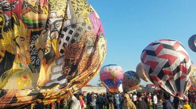 Langit Pekalongan Berwarna-warni, Pekalongan Balloon Festival 2026 Meriahkan Syawalan