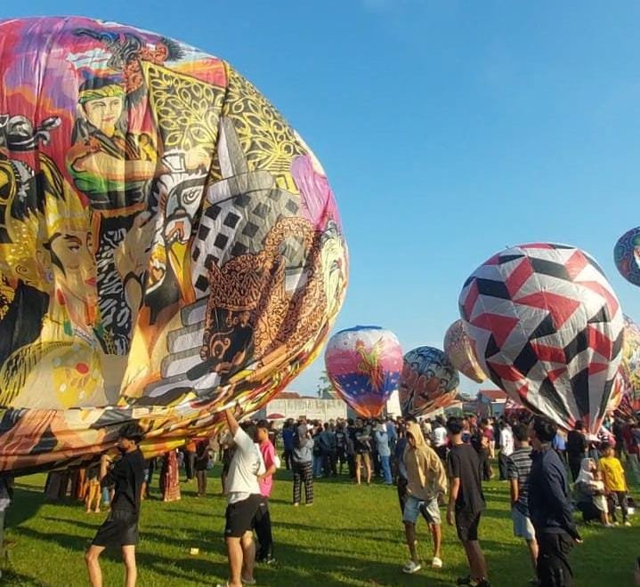 Langit Pekalongan Berwarna-warni, Pekalongan Balloon Festival 2026 Meriahkan Syawalan