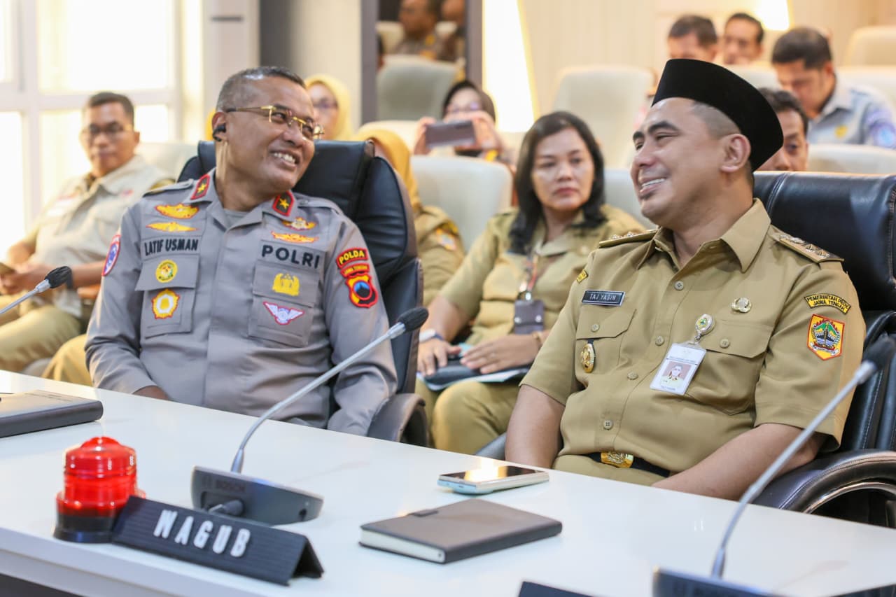 Jateng Jadi Tujuan Favorit Pemudik, Taj Yasin Pastikan Kesiapan Lintas Sektor Optimal Jateng Jadi Tujuan Favorit Pemudik, Taj Yasin Pastikan Kesiapan Lintas Sektor Optimal