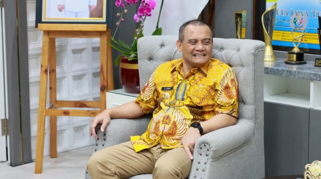 Sampaikan Belasungkawa, Gubernur Ahmad Luthfi Sebut Try Sutrisno Sosok Negarawan