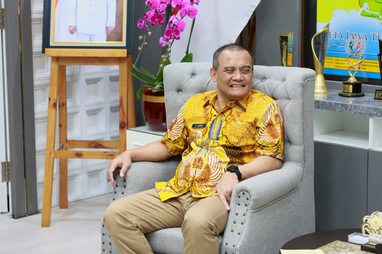 Sampaikan Belasungkawa, Gubernur Ahmad Luthfi Sebut Try Sutrisno Sosok Negarawan Sampaikan Belasungkawa, Gubernur Ahmad Luthfi Sebut Try Sutrisno Sosok Negarawan