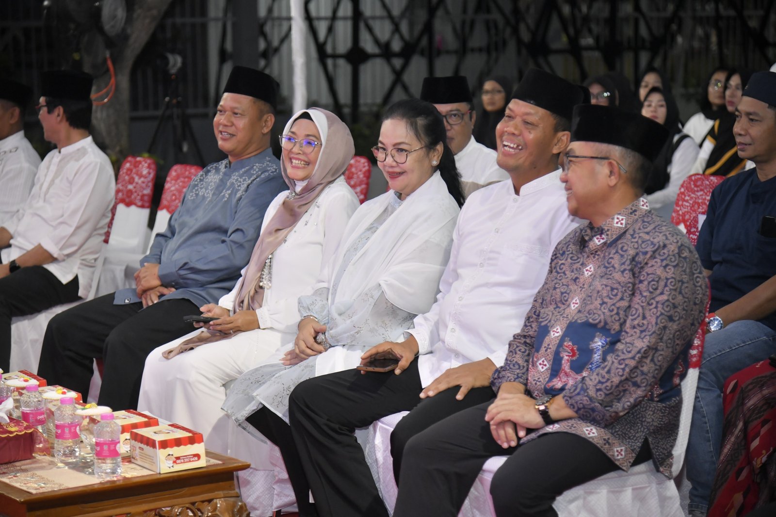 Wali Kota Semarang Tarawih Keliling di Lapas Perempuan Bulu, Bagikan 300 Al-Qur'an